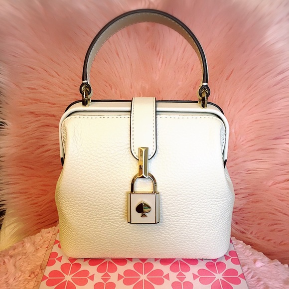 🌴SUMMER SALE🌴💯✔️Authentic Optic White Kate Spade Remedy bag - Picture 5 of 14
